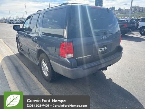 Used 2004 Ford Expedition XLT image 10