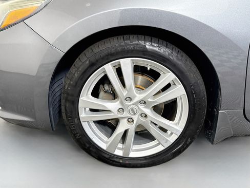 Used 2017 Nissan Altima 3.5 SL FWD image 38