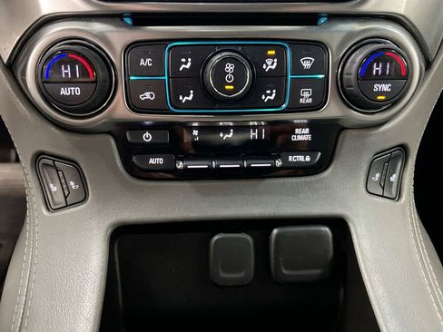 Used 2019 Chevrolet Tahoe LT image 17