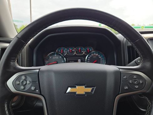 Used 2018 Chevrolet Silverado 1500 LTZ Z71 w/ LTZ Plus Package AWD/4WD image 37