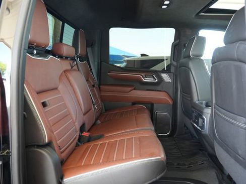 Used 2023 GMC Sierra 1500 Denali Ultimate AWD/4WD image 12