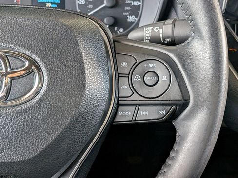 Certified 2024 Toyota Corolla SE w/ SE Premium Package FWD image 16