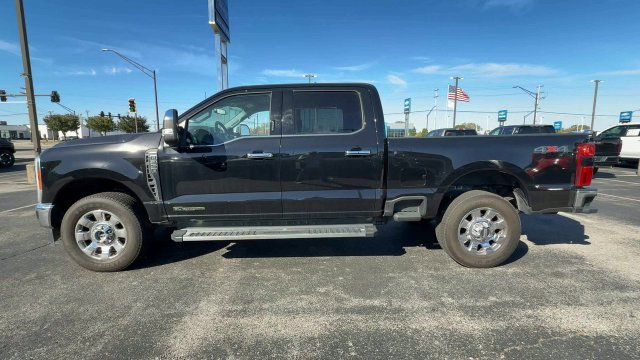 Used 2023 Ford F350 Lariat w/ Chrome Package AWD/4WD image 5