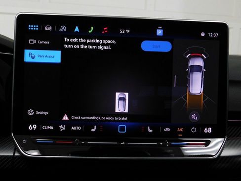 Used 2025 Volkswagen Golf R image 57