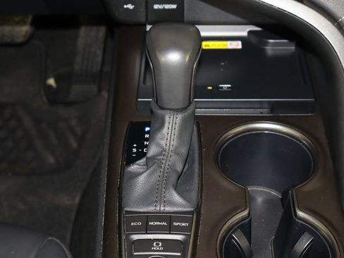 Used 2024 Toyota Camry XSE image 13