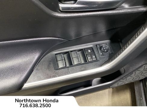 Used 2023 Toyota RAV4 XLE AWD/4WD image 18