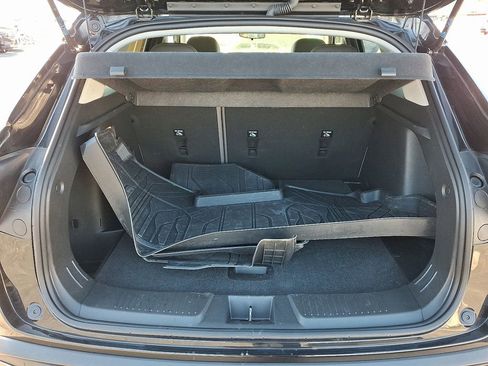 Certified 2025 Chevrolet Trax ACTIV w/ Sunroof Package image 31