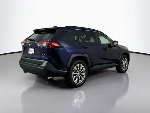Certified 2021 Toyota RAV4 XLE Premium AWD/4WD image 7