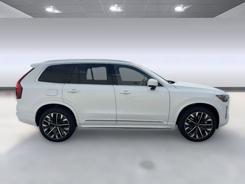 New 2026 Volvo XC90 T8 Plus image 8
