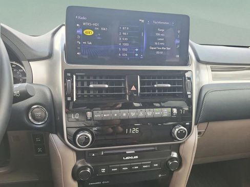 Used 2023 Lexus GX 460 Premium image 23