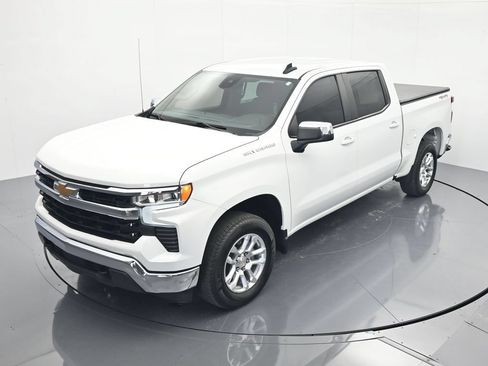 Used 2024 Chevrolet Silverado 1500 LT AWD/4WD image 29