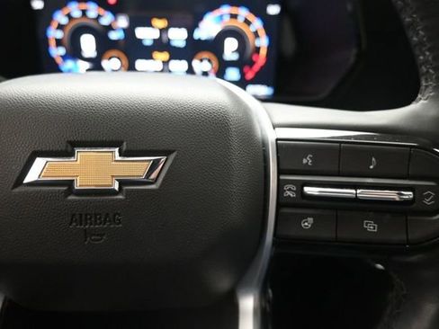 Used 2024 Chevrolet Colorado LT w/ LT Convenience Package III AWD/4WD image 25