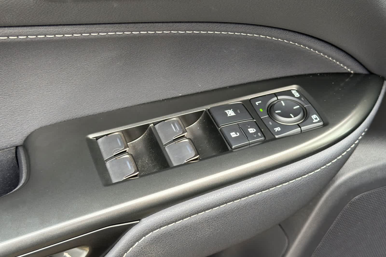Used 2026 Lexus NX 350h AWD w/ Accessory Package (2T) image 13