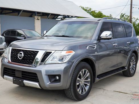Used 2017 Nissan Armada SL w/ Moonroof Package image 3