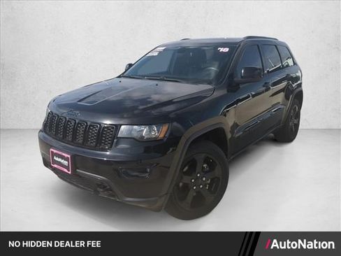 Used 2018 Jeep Grand Cherokee Laredo AWD/4WD image 1