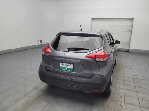 Used 2020 Nissan Kicks S FWD image 7