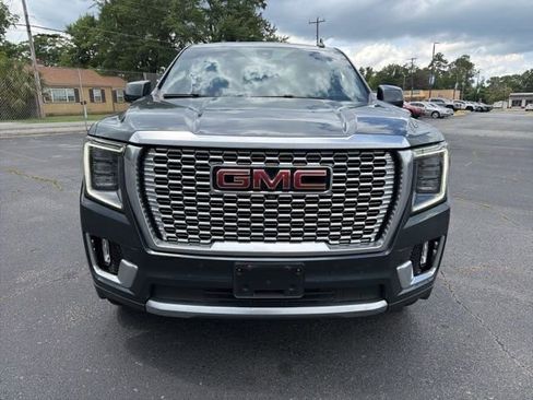 Used 2021 GMC Yukon XL Denali w/ Denali Premium Package AWD/4WD image 6
