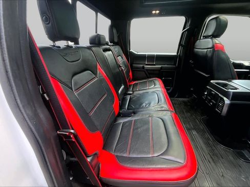 Used 2018 Ford F150 Lariat w/ Equipment Group 502A Luxury AWD/4WD image 19