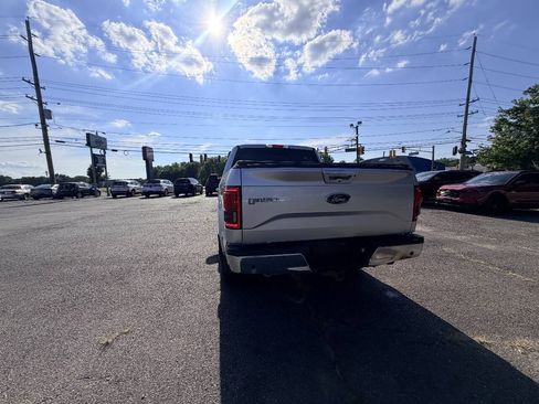 Used 2015 Ford F150 Lariat w/ Equipment Group 502A Luxury AWD/4WD image 23