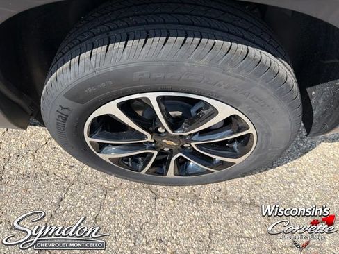 Used 2025 Chevrolet TrailBlazer LT w/ Convenience Package AWD/4WD image 23