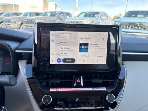 Used 2026 Toyota Corolla LE image 21