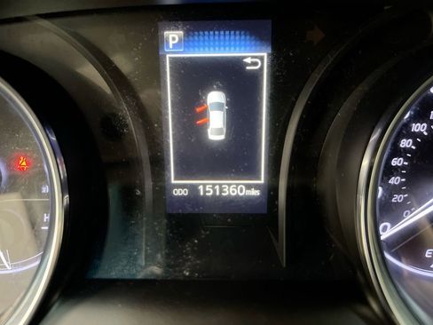 Used 2020 Toyota Camry SE image 13