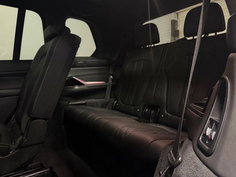 Used 2023 BMW X7 M60i w/ Executive Package AWD/4WD image 11