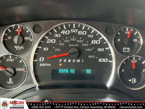 Used 2017 Chevrolet Express 3500 LT w/ LT Preferred Equipment Group image 19