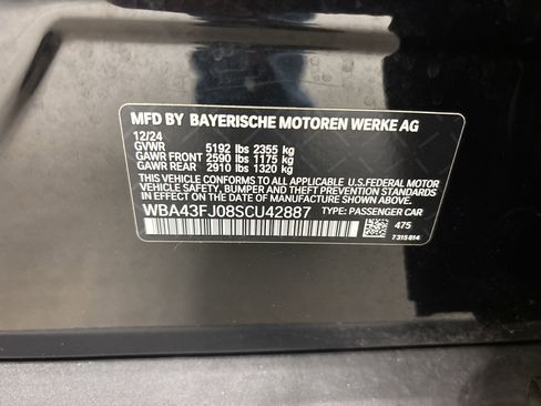 Certified 2025 BMW 530i image 19