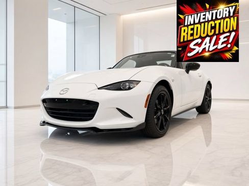 Used 2020 MAZDA MX-5 Miata Club RWD image 5