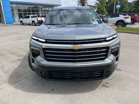 New 2026 Chevrolet Traverse High Country w/ LPO, Floor Liner Package FWD image 14