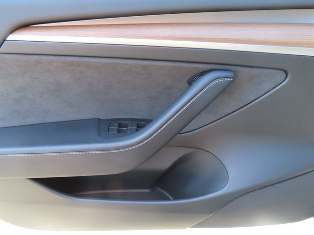 Used 2023 Tesla Model 3 Standard Range RWD image 12