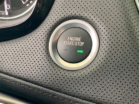 Used 2021 Cadillac XT5 Luxury image 34