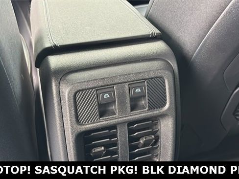 New 2025 Ford Bronco Big Bend w/ Black Diamond Package image 7