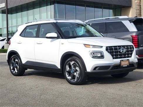 New 2026 Hyundai Venue SEL image 28