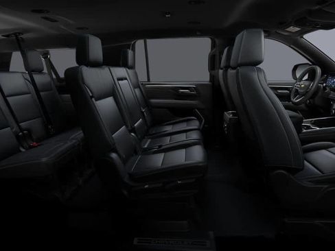 New 2026 Chevrolet Suburban LT image 9