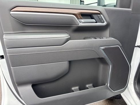 Certified 2025 Chevrolet Silverado 2500 LT w/ Convenience Package image 15