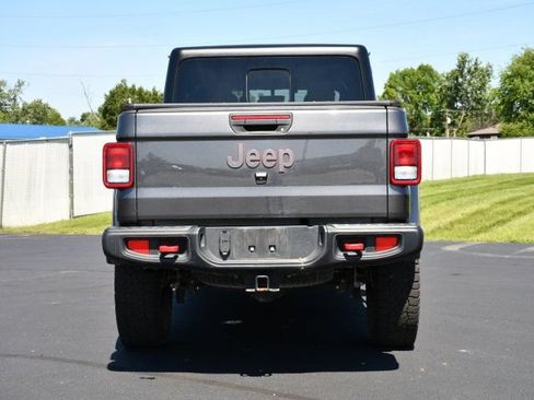 Used 2023 Jeep Gladiator Rubicon w/ Trailer Tow Package AWD/4WD image 6
