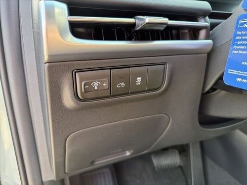 New 2026 Hyundai Santa Cruz SEL FWD image 13