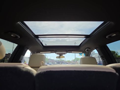 Used 2019 Cadillac XT5 Luxury FWD image 11