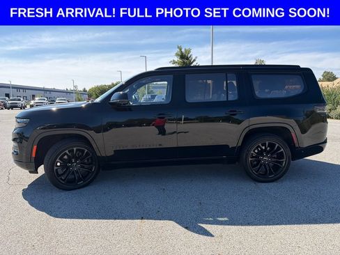 Used 2024 Jeep Grand Wagoneer Series II Obsidian w/ Quick Order Packagew 28T AWD/4WD image 7