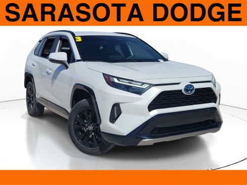 Used 2023 Toyota RAV4 SE AWD/4WD image 1