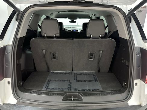 Used 2021 GMC Acadia SLT image 38