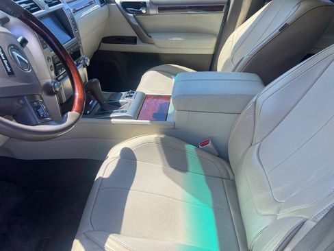 Used 2011 Lexus GX 460 w/ Convenience Pkg AWD/4WD image 13
