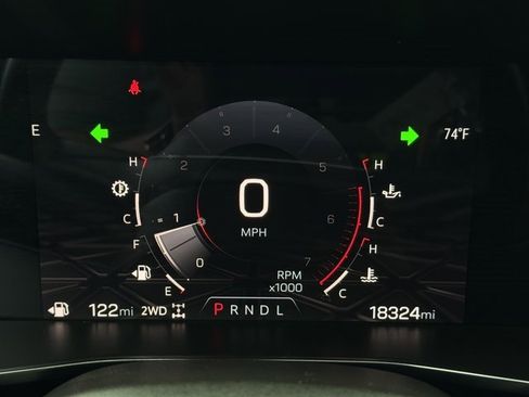 Used 2023 GMC Canyon AT4 w/ AT4 Premium Package image 17