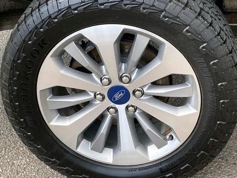 Used 2018 Ford F150 XL w/ Equipment Group 101A Mid AWD/4WD image 28