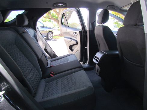 Used 2023 Chevrolet Equinox LT image 21