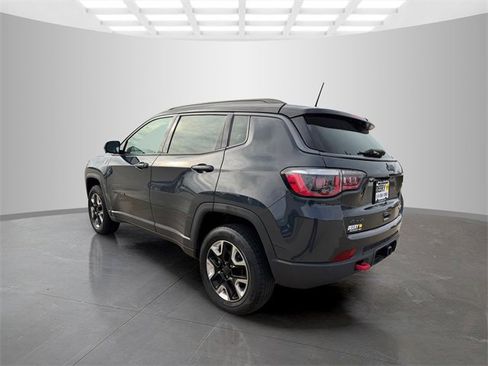 Used 2018 Jeep Compass Trailhawk w/ Cold Weather Group image 7