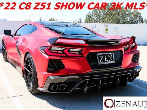 Used 2022 Chevrolet Corvette Stingray Coupe w/ Z51 3LT w/ Z51 Performance Package RWD image 9