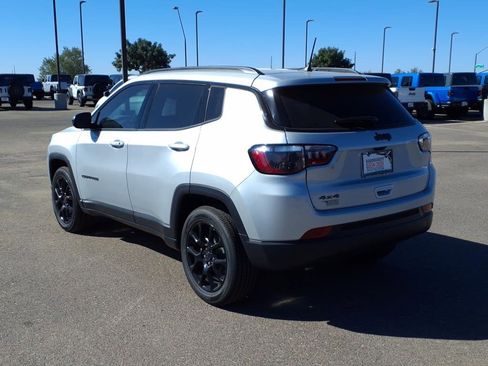 New 2025 Jeep Compass Latitude w/ Altitude Special Edition image 4